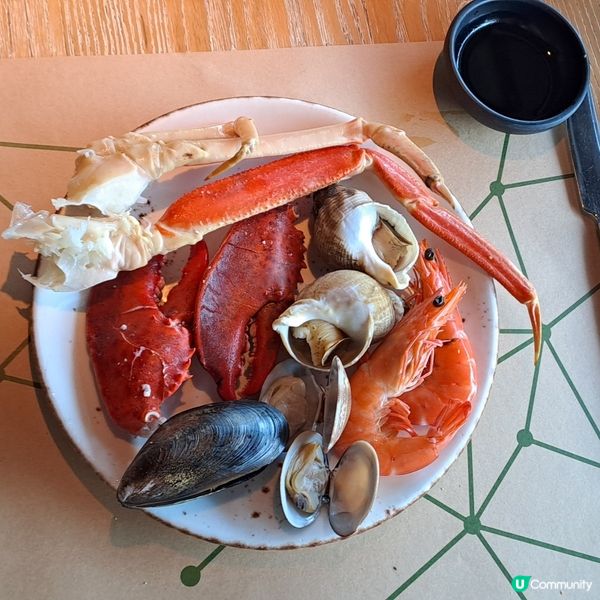 柏寧酒店自助午餐慶祝妹妹生日🎂🍽😋