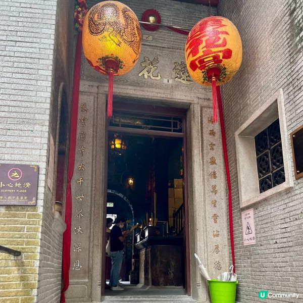 蓮花宮：百年歷史顯聖地 🙏✨