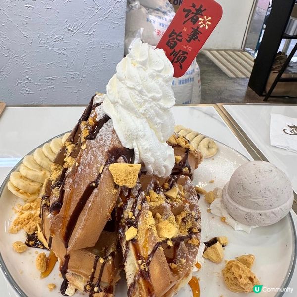 性價比好高嘅甜品店🍨超足料🥰🌸熱桃膠雪燕椰皇👍🏻