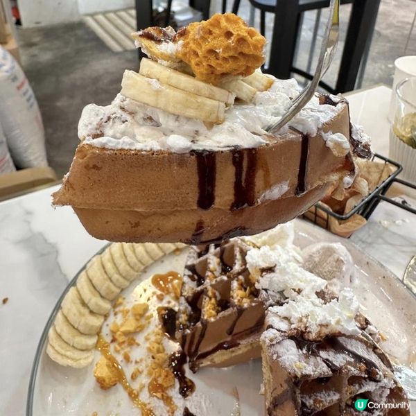 性價比好高嘅甜品店🍨超足料🥰🌸熱桃膠雪燕椰皇