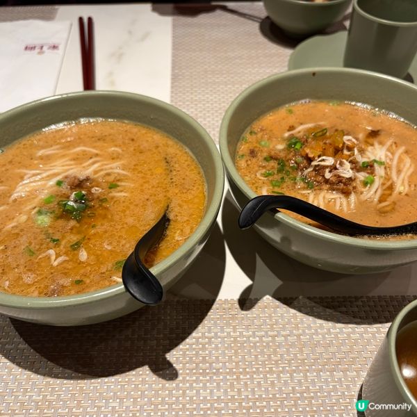 爆紅荔枝vs當紅炸子雞