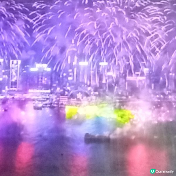 耀目煙花🌟在維港綻放！🥳