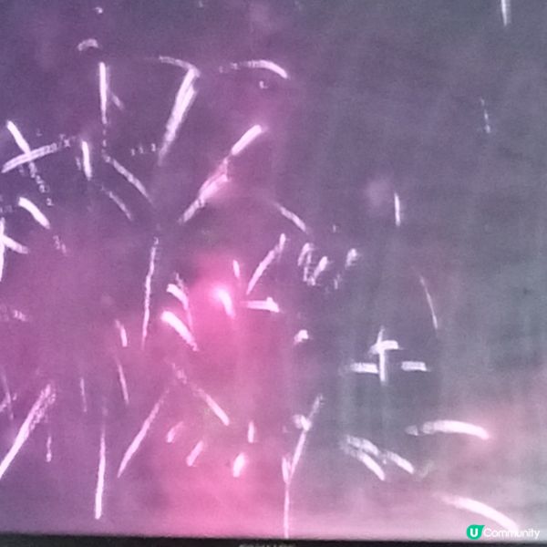 耀目煙花🌟在維港綻放！🥳