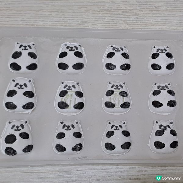 可愛國寶熊貓🦝芝麻湯圓😋🥣
