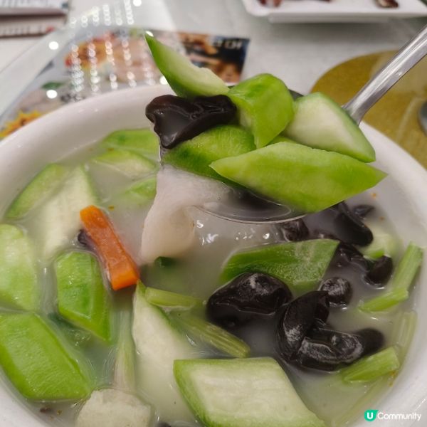 年初三江門遊紫雲觀祈福食燒鵝遇醒獅給模頭