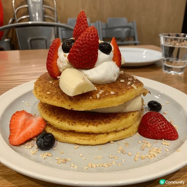 我絕對係pancake控，最鍾意食厚身pancake同埋疏乎...