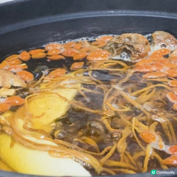 補腎：姬松茸蟲草花栗子湯