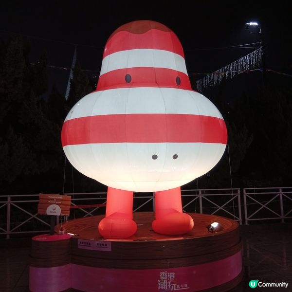 潮玩嘉年華：4米高IP公仔打卡！🤩🧸