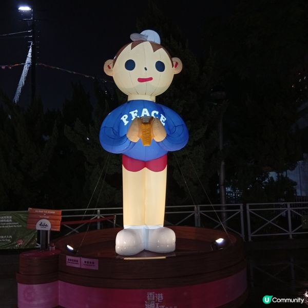 潮玩嘉年華：4米高IP公仔打卡！🤩🧸