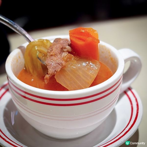 忽然撐枱腳@金龍