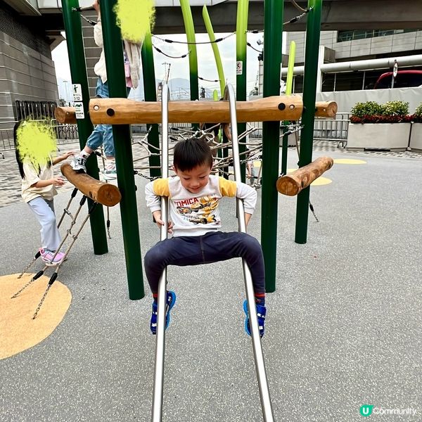 奧運站新公園🎮！38米繩網挑戰！🚀