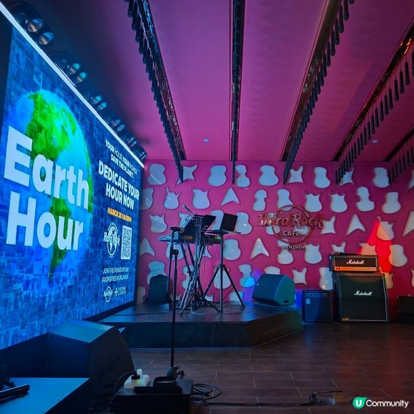 ✨️高人氣硬石餐廳嚐招牌菜傳奇漢堡💕欣賞現場樂隊演出🥳