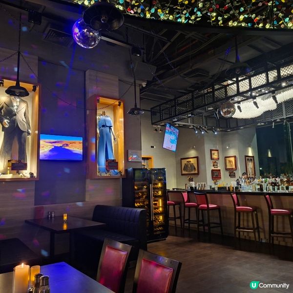 ✨️高人氣硬石餐廳嚐招牌菜傳奇漢堡💕欣賞現場樂隊演出🥳