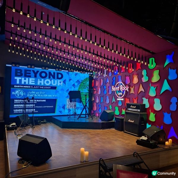 ✨️高人氣硬石餐廳嚐招牌菜傳奇漢堡💕欣賞現場樂隊演出🥳