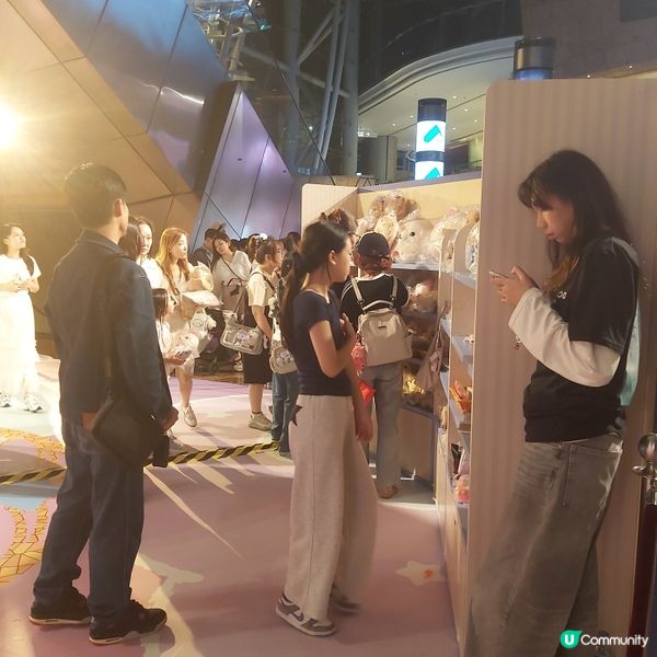 人山人海萬人齊撐💓🐻 鬆弛熊@朗豪坊