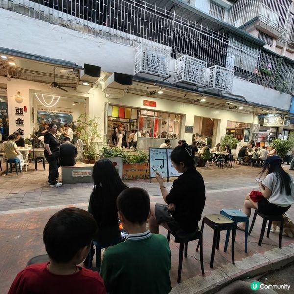 中山小食😋！多士驚起！