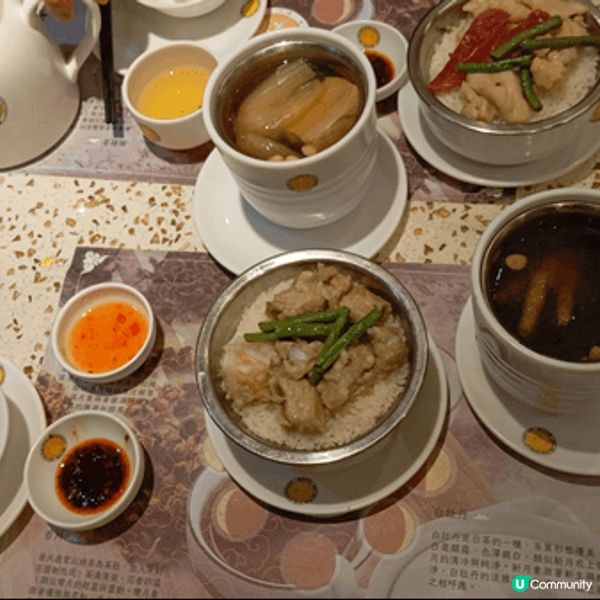 點心、蒸飯和冰粉是在香港吃,而牛肉火鍋是在中山吃。各有特色😋...