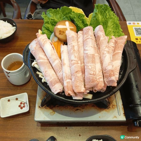 點心、蒸飯和冰粉是在香港吃,而牛肉火鍋是在中山吃。各有特色😋...