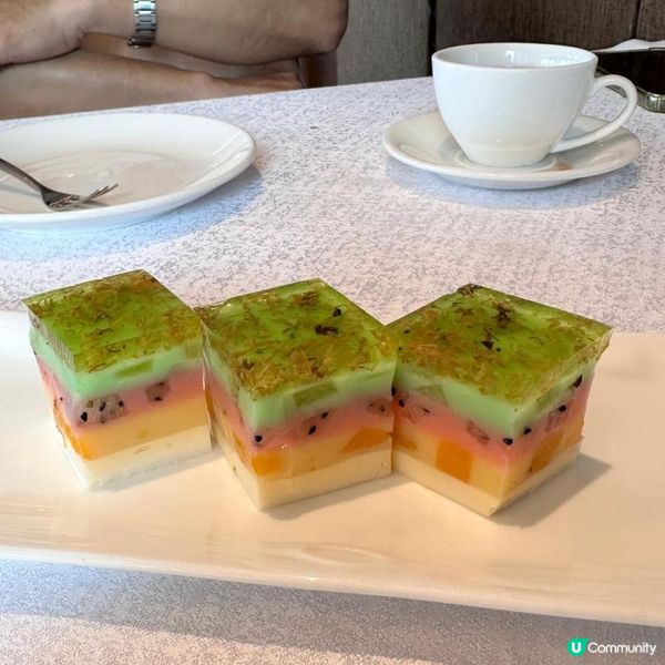 🌊超靚海景👍🏻嘆精緻點心😍必點生磨蛋白杏仁茶 