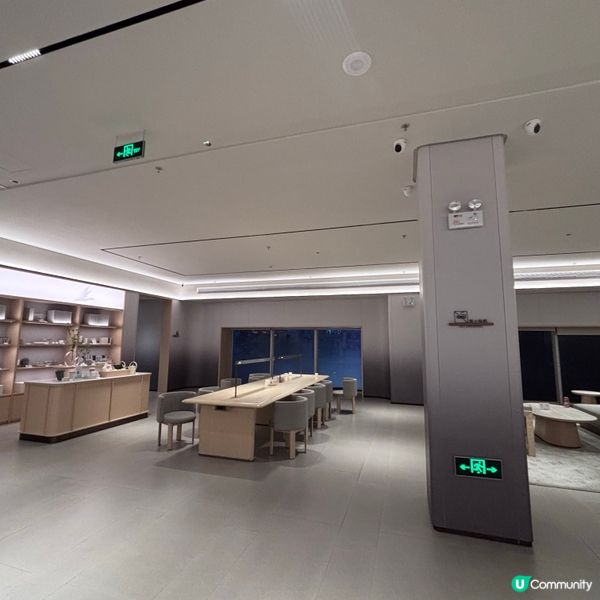 中國/深圳龍華區酒店房間燈光勁貼心