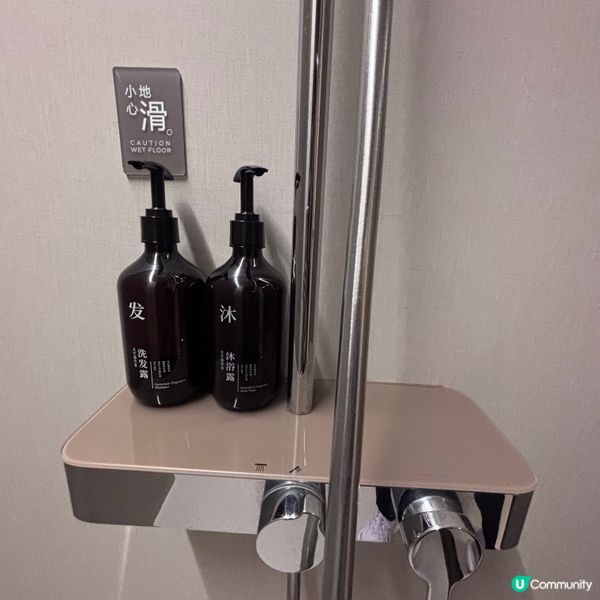 中國/深圳龍華區酒店房間燈光勁貼心