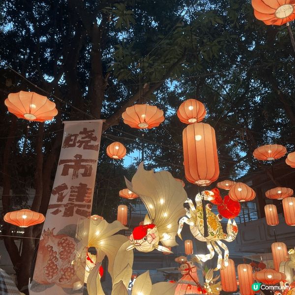 走入嶺南新天地，好似推開咗一扇時光門。白天陽光灑落喺青磚騎樓...