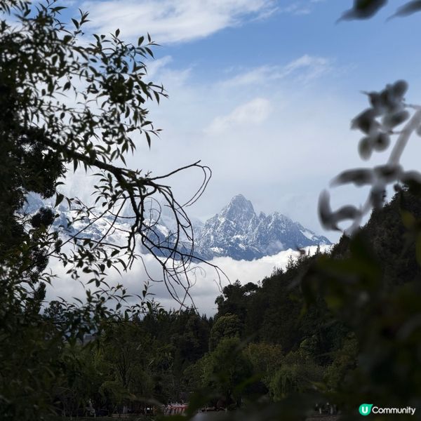 玉龍雪山遇上彩虹