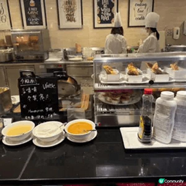 整體食物選擇非常多，擺設也十分美麗，溫度也控制得宜，食物也可...