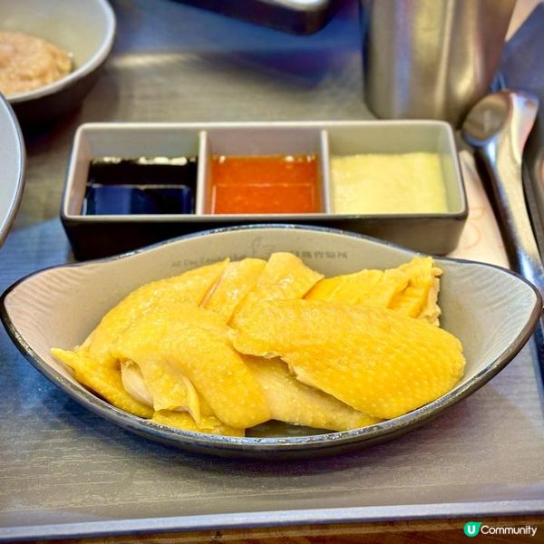 主打溫泉雞價錢親民長龍小店🐥