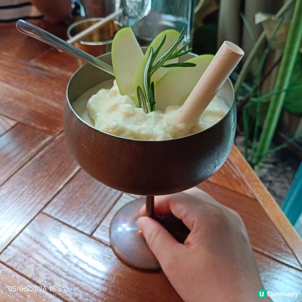 像走入一個oasis