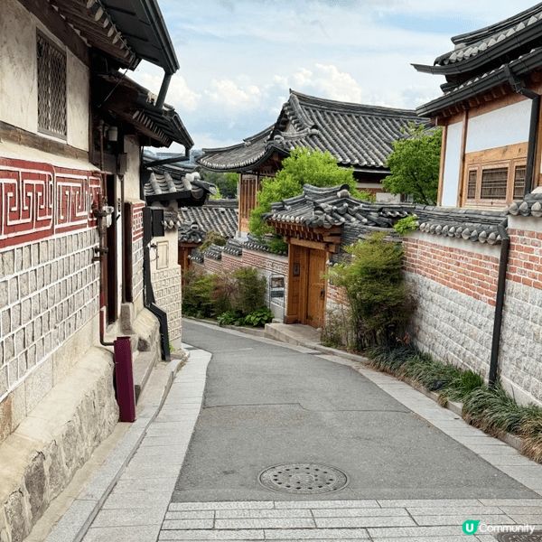 去左韓國旅行，行左行北村韓屋村，成個地方都好有舊韓屋既美感，...