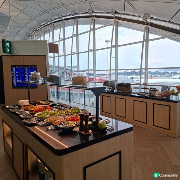 ✈️香港國際機場Kyra貴賓室體驗分享😍任飲任食自助餐🍴