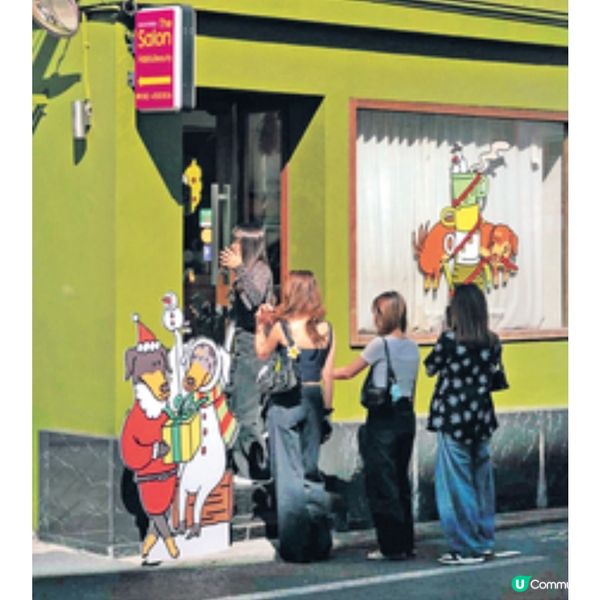 曼谷爆紅臘腸狗Cafe 可愛狗店長助陣 必抽限量盲盒