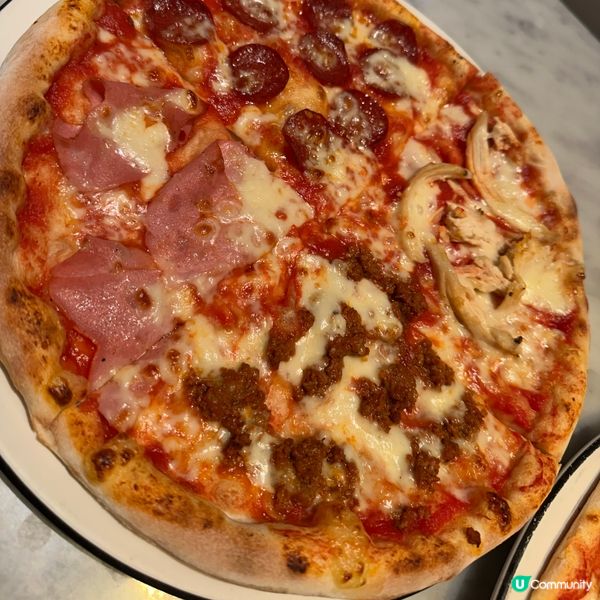 Pizza!!🍕🍕😋🤤😋🍕🍕