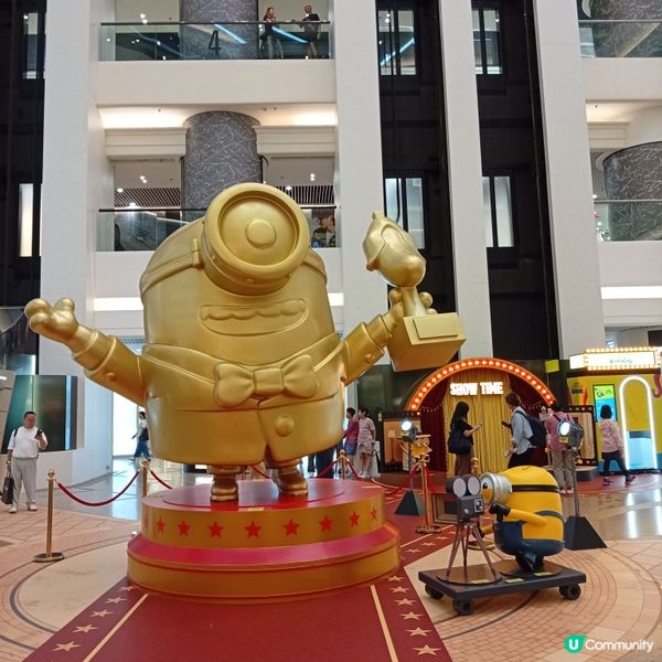 迷你兵團衝擊時代廣場！🤩👍