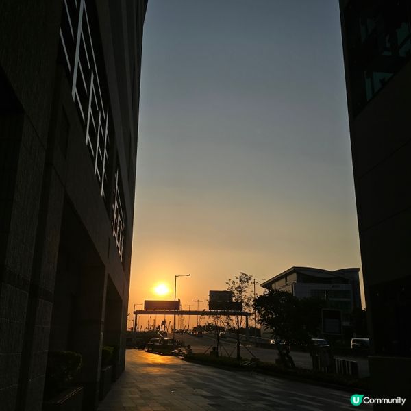 西隧日落