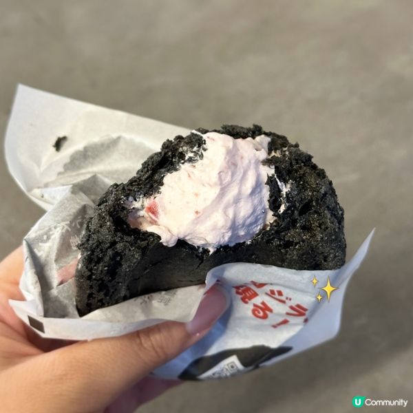 日本Beard Papa哥斯拉 + 恐龍蛋泡芙