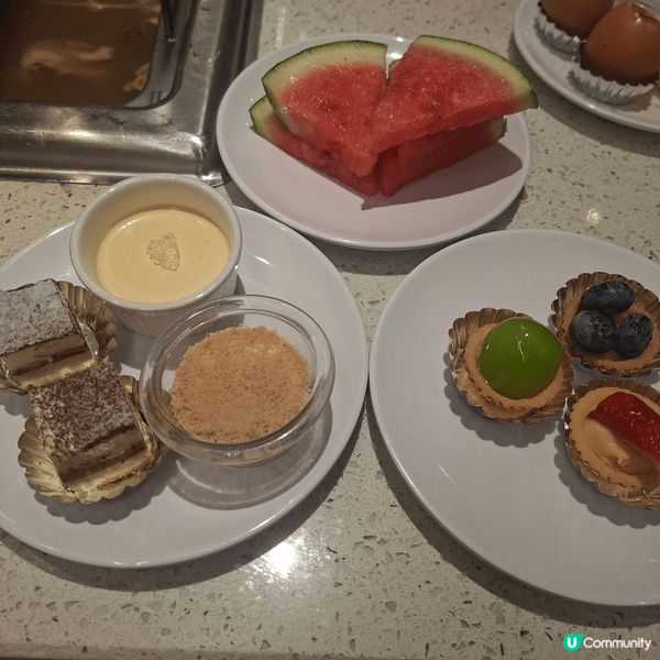 夏日炎炎，最啱食當然係涼沉沉既甜品！7月係飛鼠既生日，所以我...