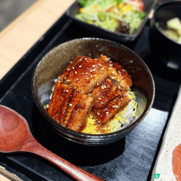 呢間上環的人氣日本餐廳「鮨政」一直好受歡迎～餐廳主打多款壽司...