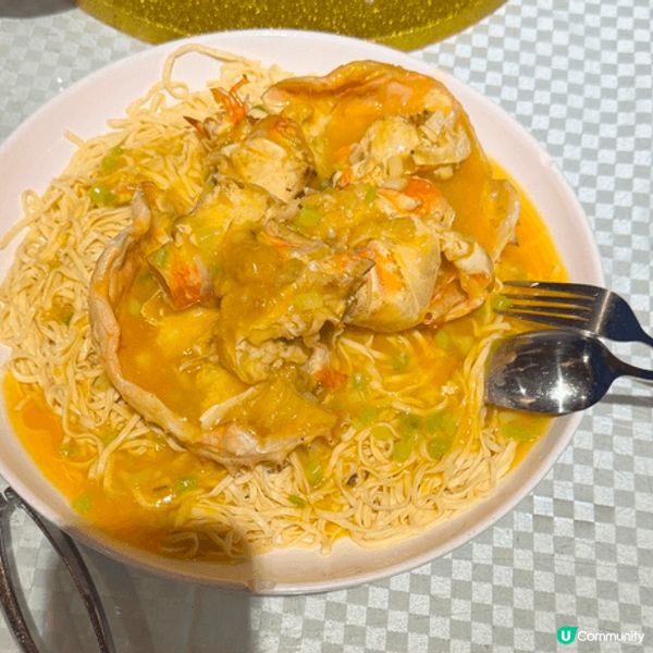 夏日炎炎，選址在鯉魚門欣賞黃昏無限好風景，品嚐美味佳餚，與一...