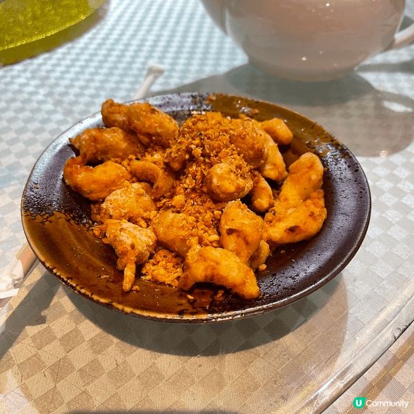 夏日炎炎，選址在鯉魚門欣賞黃昏無限好風景，品嚐美味佳餚，與一...