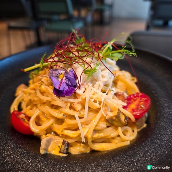 文青西餐：靚牛扒海鮮意麵 🍝✨