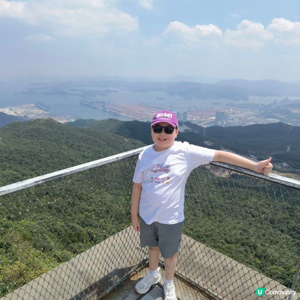 登頂深圳盐田梅沙尖