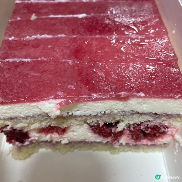 $18 Delifrance Raspberry慕絲蛋糕