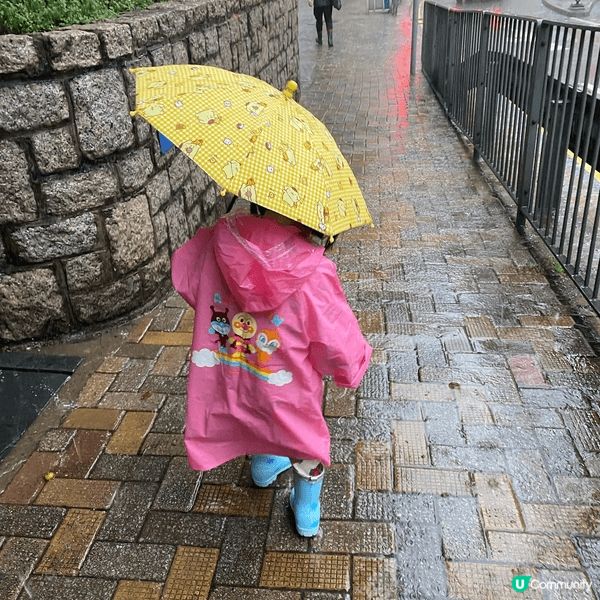 香港今個夏天，不是下雨天就是非常熱，所以同小朋友外出，不是要...