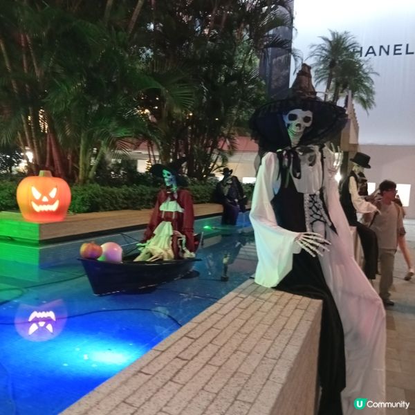 皇后像廣場化身萬聖節打卡熱點👻