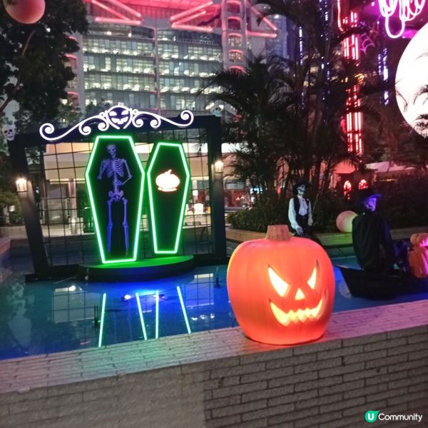 皇后像廣場化身萬聖節打卡熱點👻