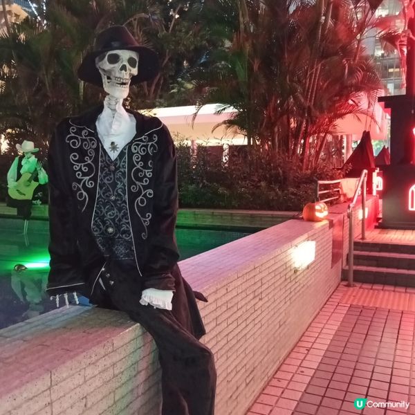皇后像廣場化身萬聖節打卡熱點👻