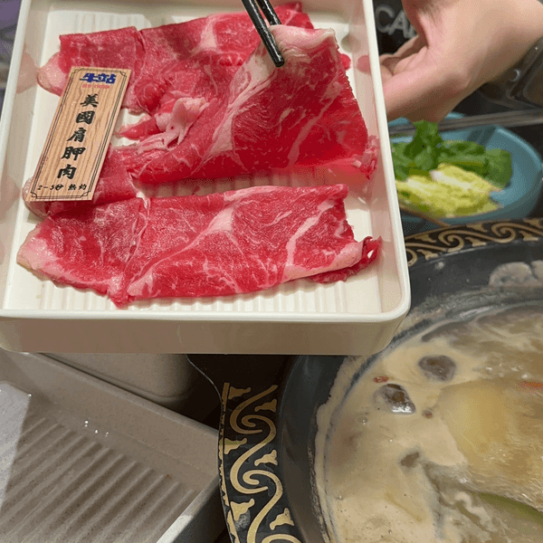 午市4小時無限任飲任食（星期六、日及公衆假期）$228

旺角分店佔左全層，環境乾淨企理，自取區整齊衛生。星期日午市...