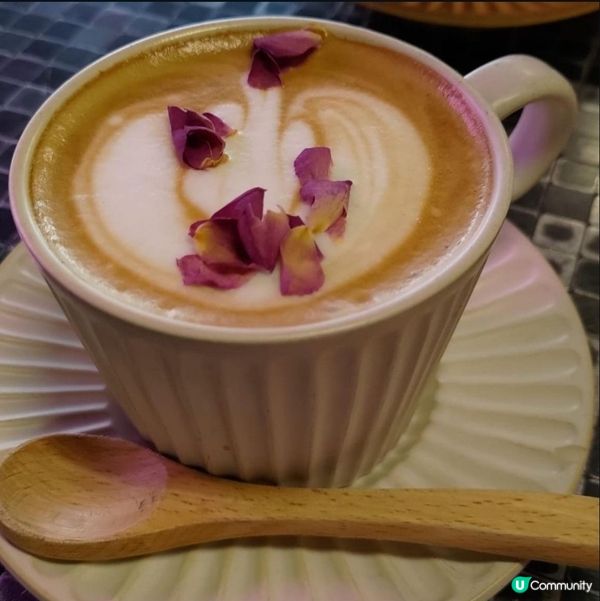 ## 澳門必食台式打卡Cafe🥞甜品出色幸福感滿瀉🤤💜